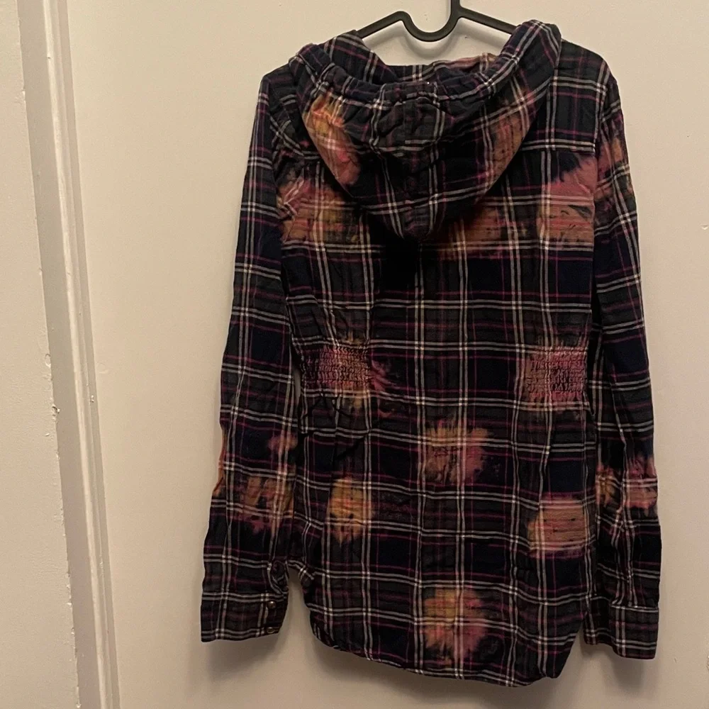 100% cotton Daytrip Plaid Hoodie pullover - Black and Pink - Picture 6 of 6